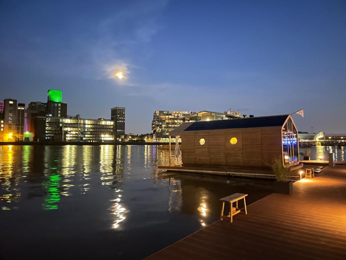 Wikkelboat Nr1 At Floating Rotterdam Rijnhaven Βίλα Εξωτερικό φωτογραφία